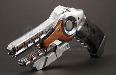 ENDER'S GAME - Stunt Resin Flash Gun 01