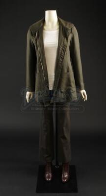 ENDER'S GAME - Valentine Wiggin’s (Abigail Breslin) Costume 02