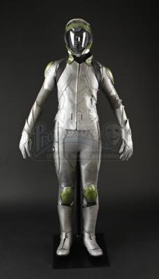 ENDER'S GAME - Petra Arkanian’s (Hailee Steinfeld) Salamander Flash Suit