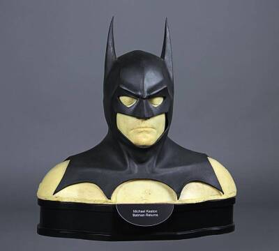 BATMAN RETURNS (1992) - Batman's Batsuit Cowl & Production-Used Bust