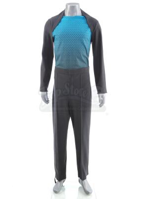 Lot # 194: STAR TREK INTO DARKNESS (2013) - USS Vengeance Crew Member Uniform