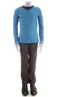 Lot # 268: STAR TREK (2009) & STAR TREK INTO DARKNESS (2013) - Men's USS Enterprise Sciences Uniform