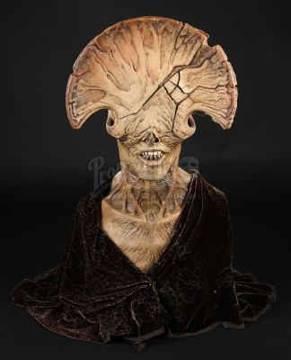 HELLBOY II: THE GOLDEN ARMY (2008) - Angel of Death (Doug Jones) Lighting Stand-In Bust