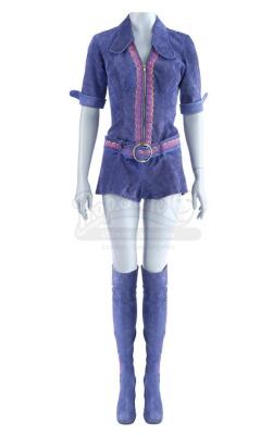 Lot #50 - AUSTIN POWERS: THE SPY WHO SHAGGED ME (1999) - Felicity Shagwell's (Heather Graham) Suede Romper and Boots