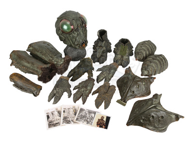 Lot #107 - BATTLESTAR GALACTICA (TV SERIES, 1978-1979) - Ovion Mask and Costume Pieces