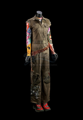 SERENITY (2005) - Kaylee Frye's (Jewel Staite) Costume