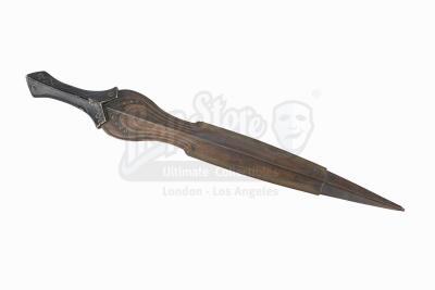 Lot #845 - TROY (2004) - Achilles' (Brad Pitt) SFX Retractable-blade Sword