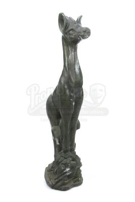 THE TWILIGHT SAGA: NEW MOON (2009) - Volturi Giraffe Statue